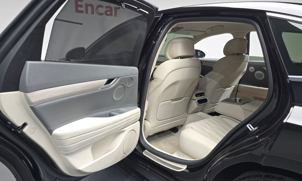 Genesis G80 Gasoline 2.5 Turbo AWD, 2025