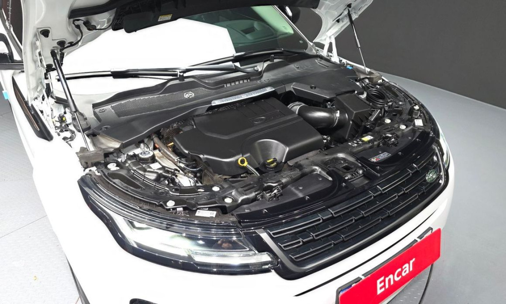 Land Rover Range Rover Evoque P250 Dynamic SE, 2025