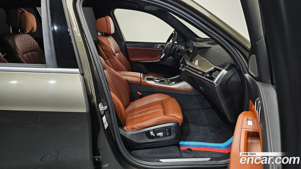 BMW X7 xDrive 40i Design Pure Excellence 6-Seater, 2023