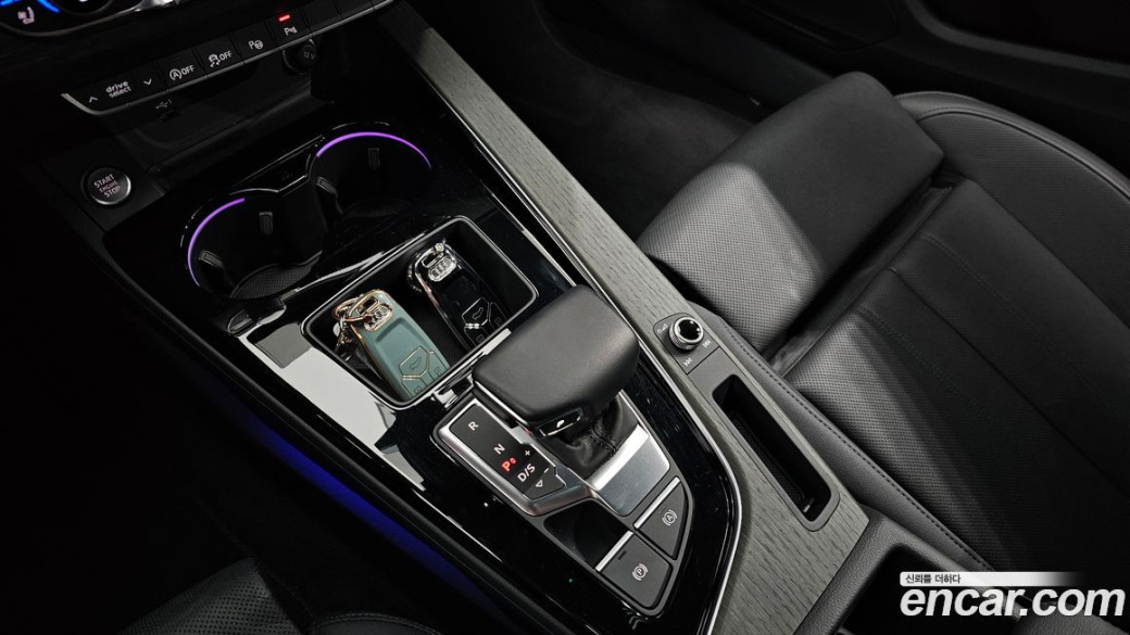 Audi A4 40 TFSI Premium, 2023