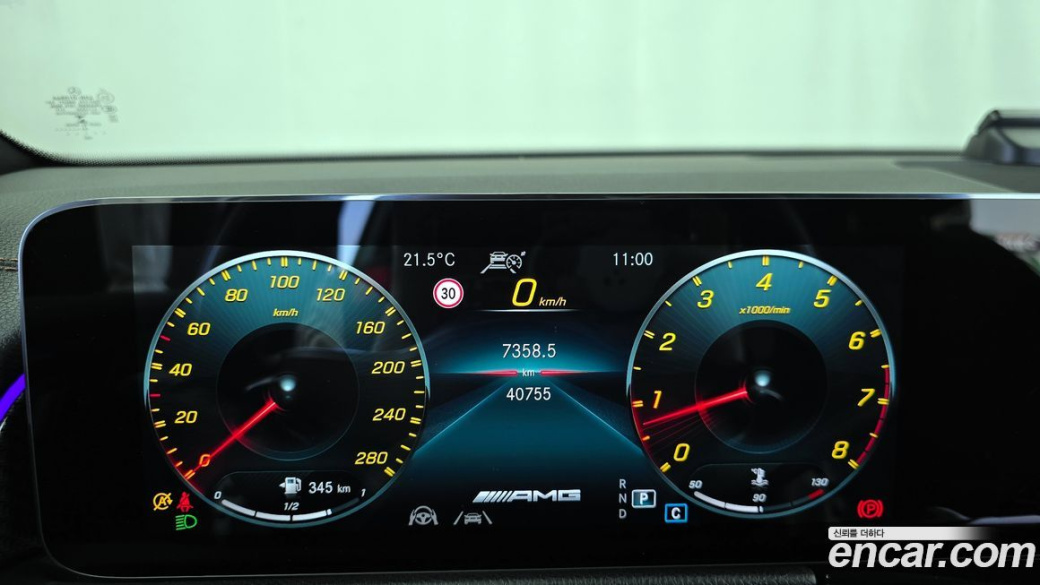 Mercedes-Benz GLB-Class AMG GLB35 4MATIC, 2021
