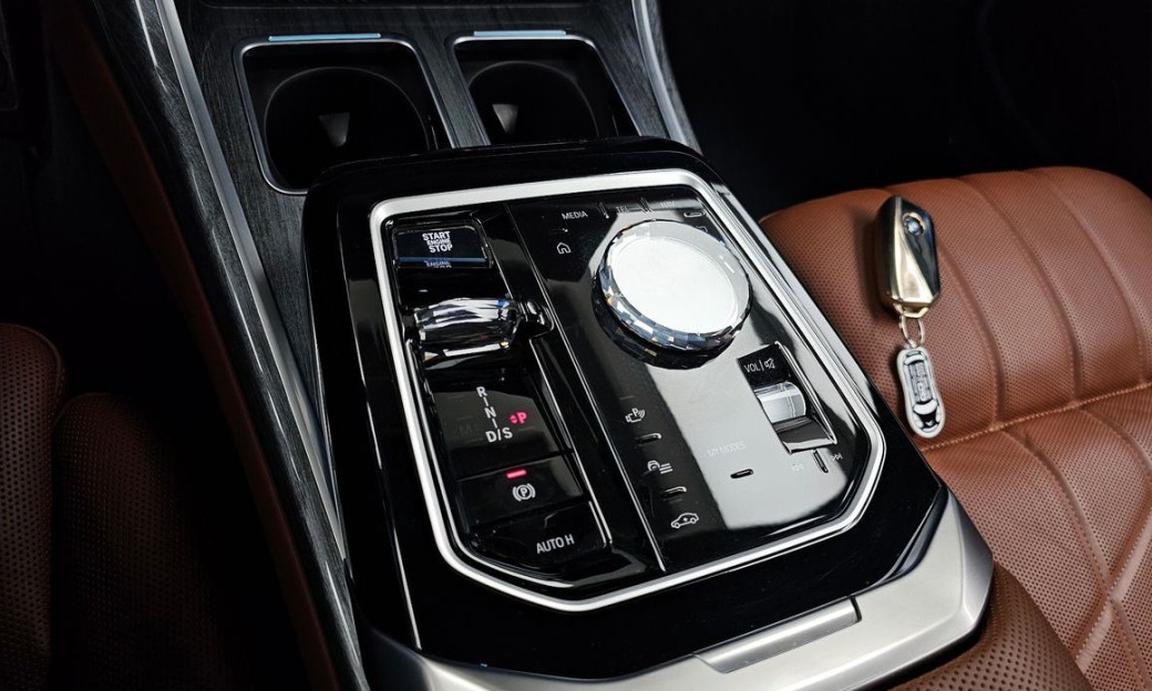 BMW 7-Series 740i xDrive M Sport Limited, 2024