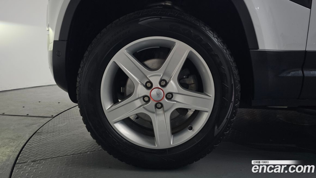 Land Rover Defender 90 D250 SE, 2022
