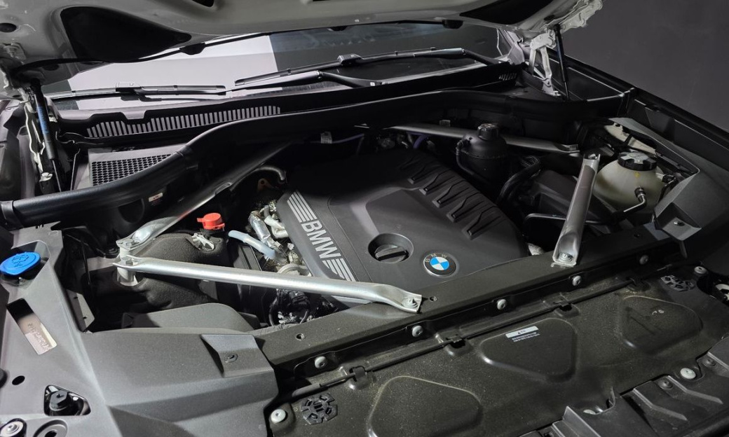 BMW X7 xDrive 40d M Sport 7 STR, 2025