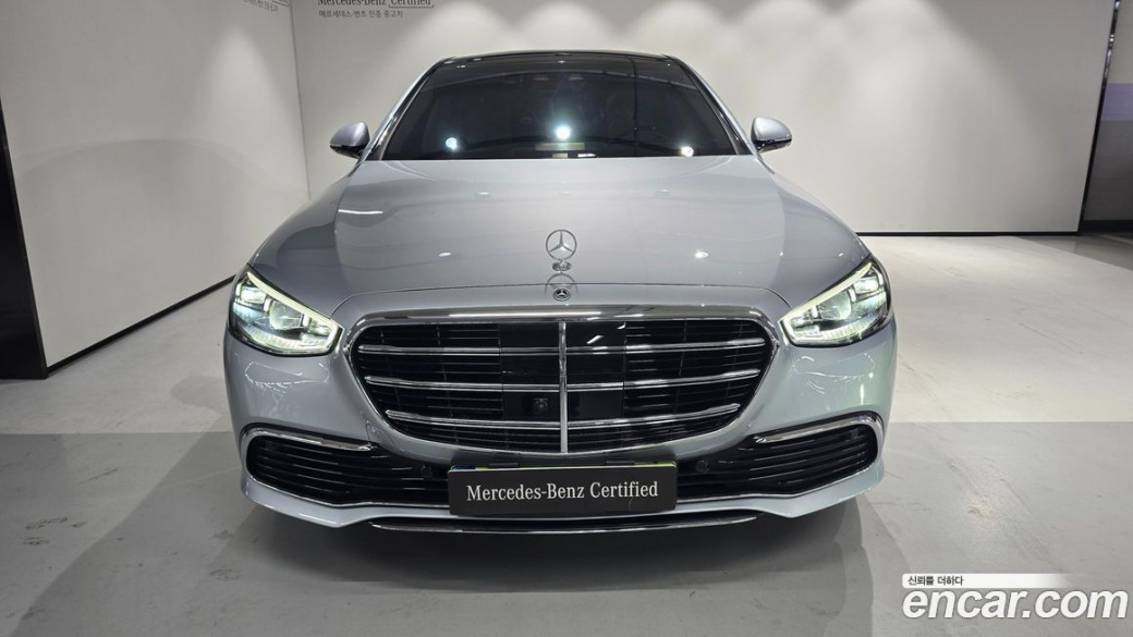 Mercedes-Benz S-Class S580L 4MATIC, 2025