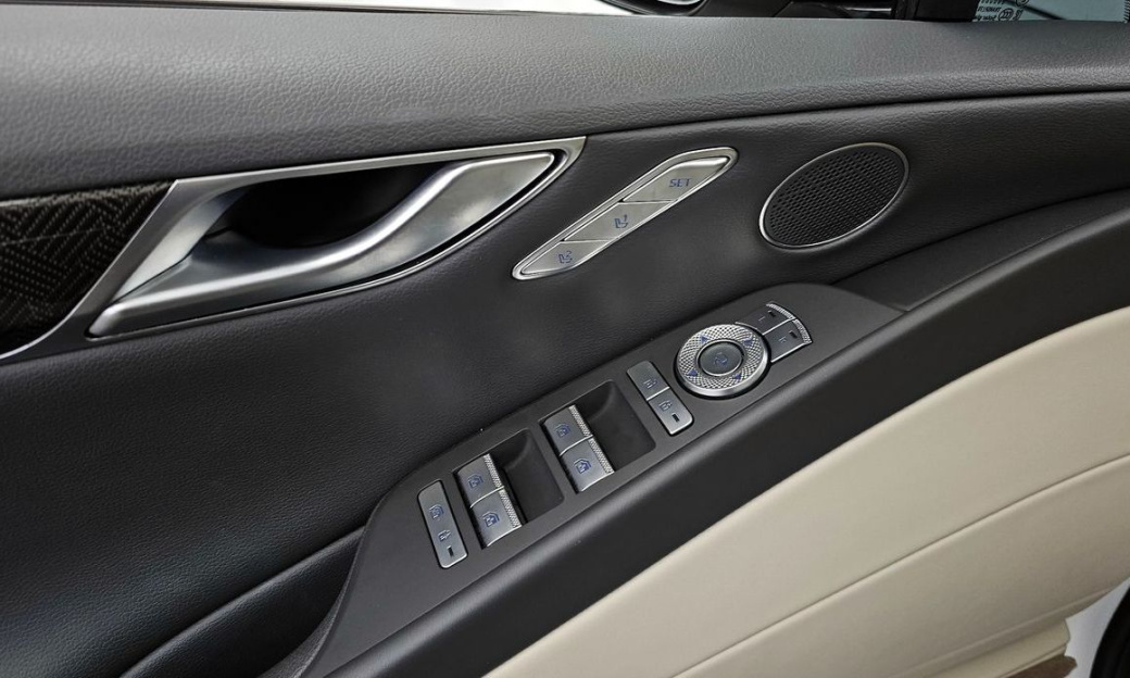 Genesis G80 Gasoline 2.5 Turbo AWD, 2022