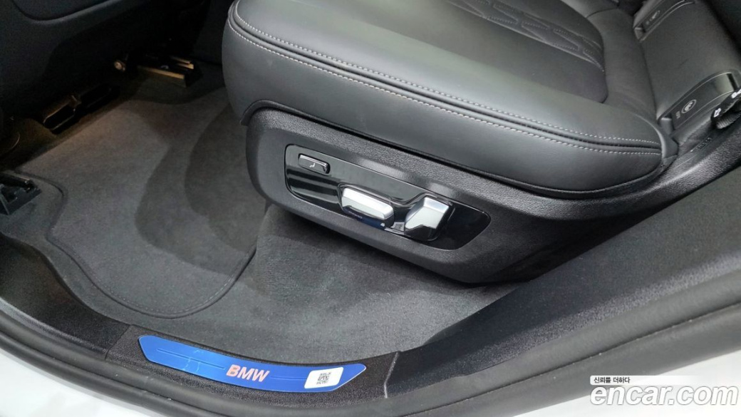 BMW X5 xDrive 40i xLine, 2025