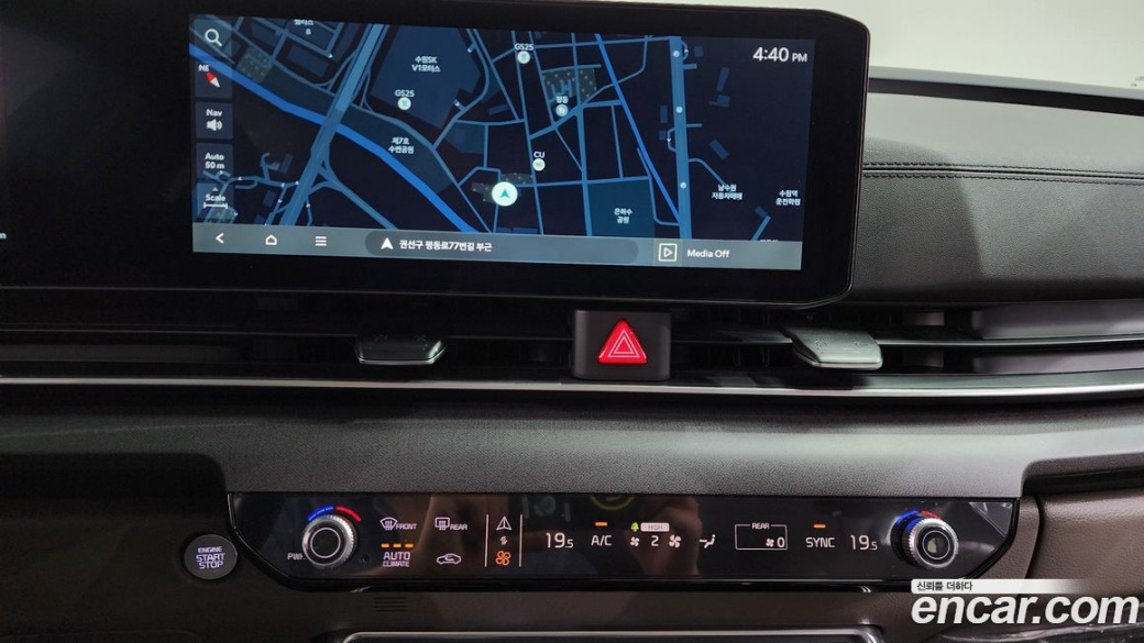 Kia Carnival 7-Seater Noblesse, 2024
