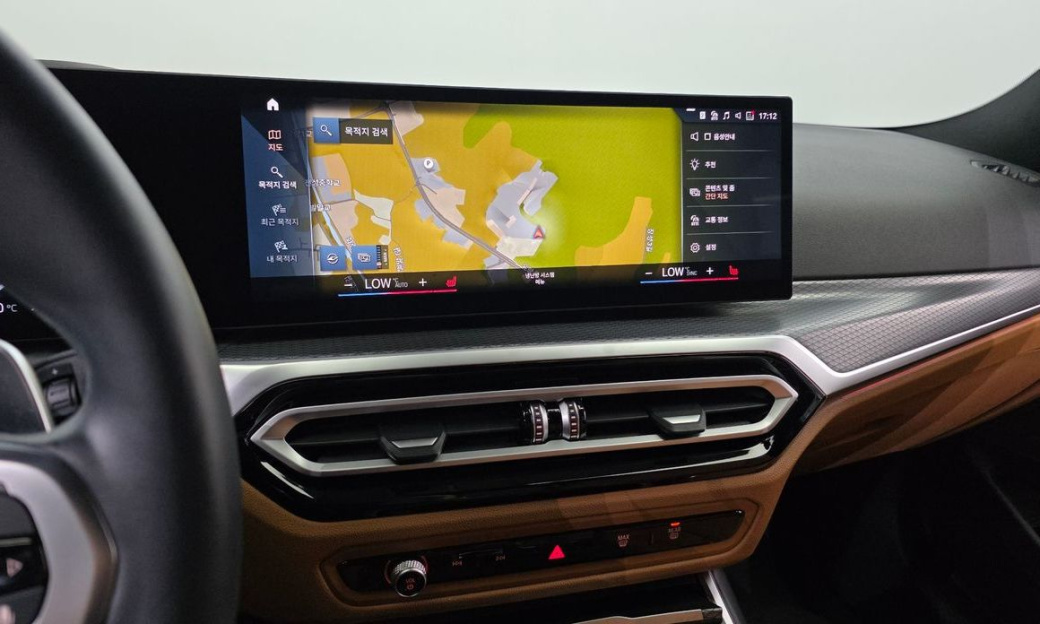 BMW 3-Series 320i M Sport, 2024
