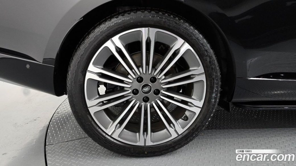 Land Rover Range Rover P530 Autobiography Long Wheel Base, 2025