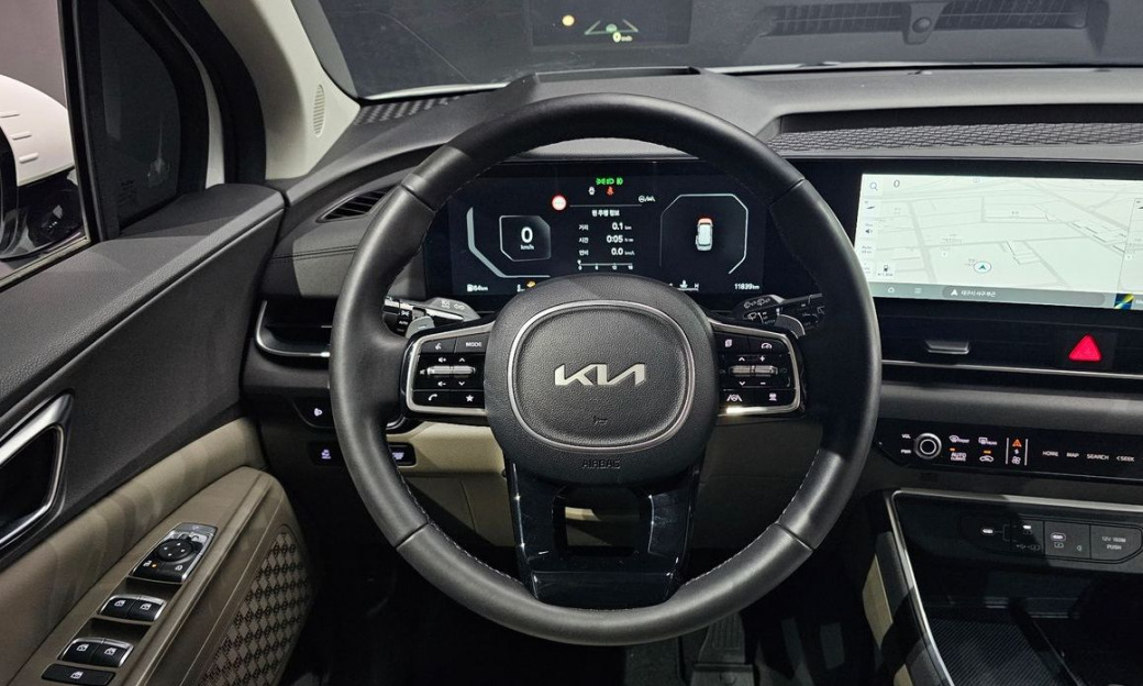 Kia Carnival 7-Seater Noblesse, 2025