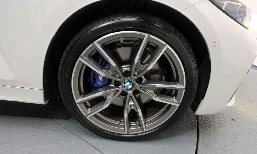 BMW 4-Series M440i xDrive Coupe, 2024