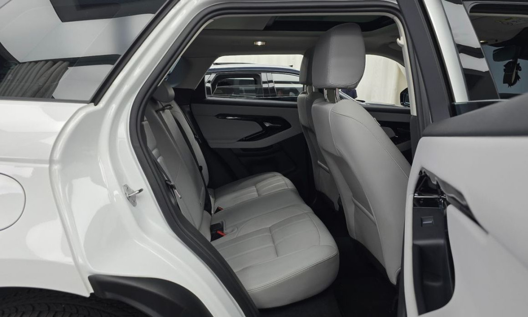 Land Rover Range Rover Evoque P250 S, 2025