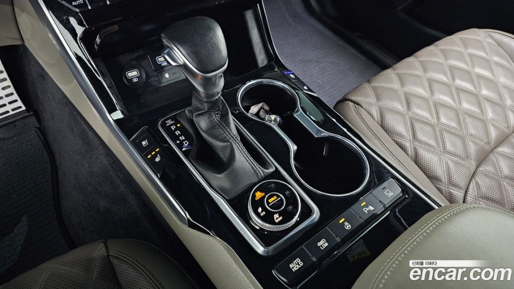 Kia Mohave Diesel 3.0 4WD 5-Seater, 2022