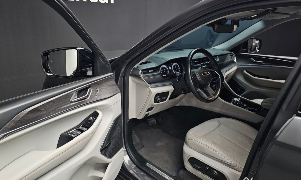 Jeep Cherokee L 3.6 Overland, 2021