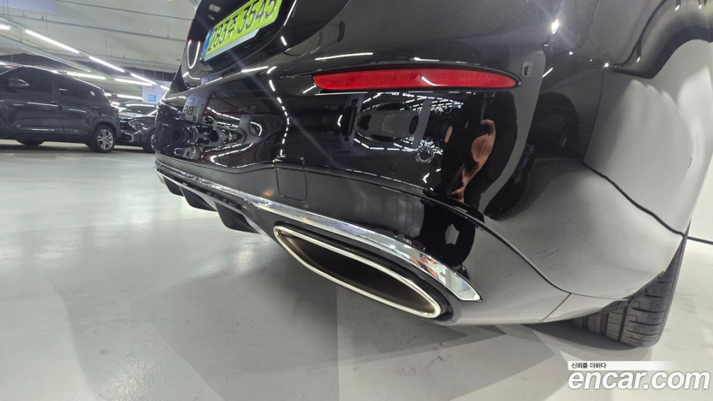 Mercedes-Benz S-Class S500 4MATIC, 2025
