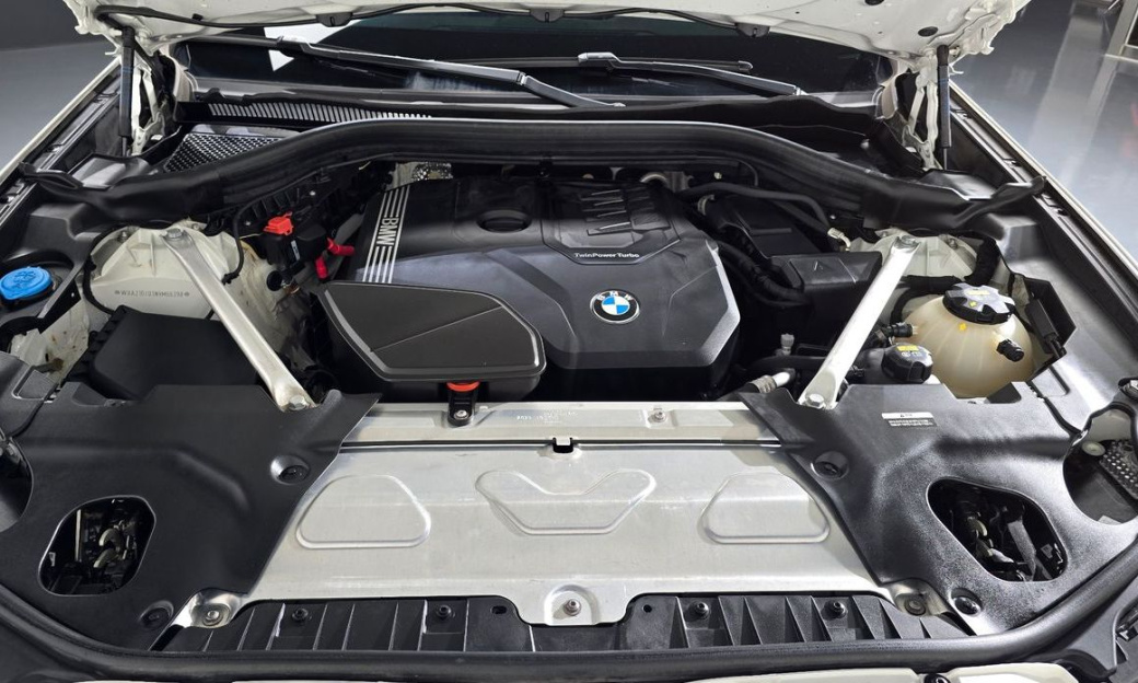 BMW X4 xDrive20i M Sport, 2022