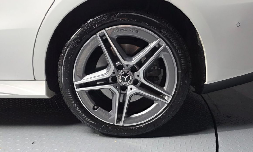 Mercedes-Benz CLA-Class CLA250 4MATIC, 2025