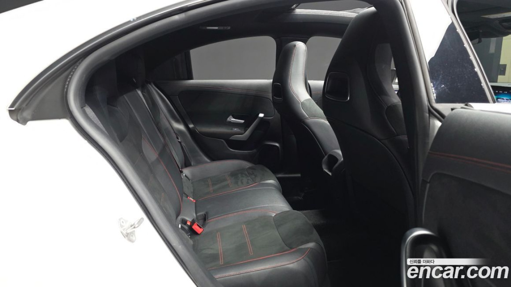 Mercedes-Benz CLA-Class CLA250 4MATIC, 2021