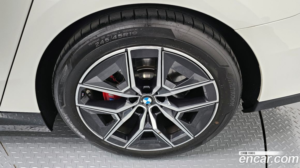 BMW 5-Series 520i Special Edition, 2025