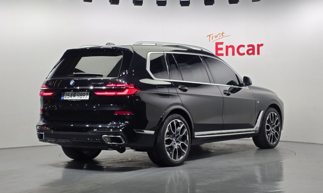 BMW X7 xDrive 40i M Sport 6STR, 2024