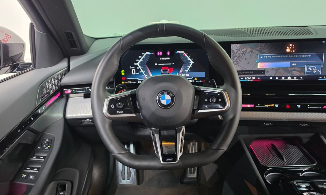 BMW 5-Series 530i xDrive M Sport, 2024