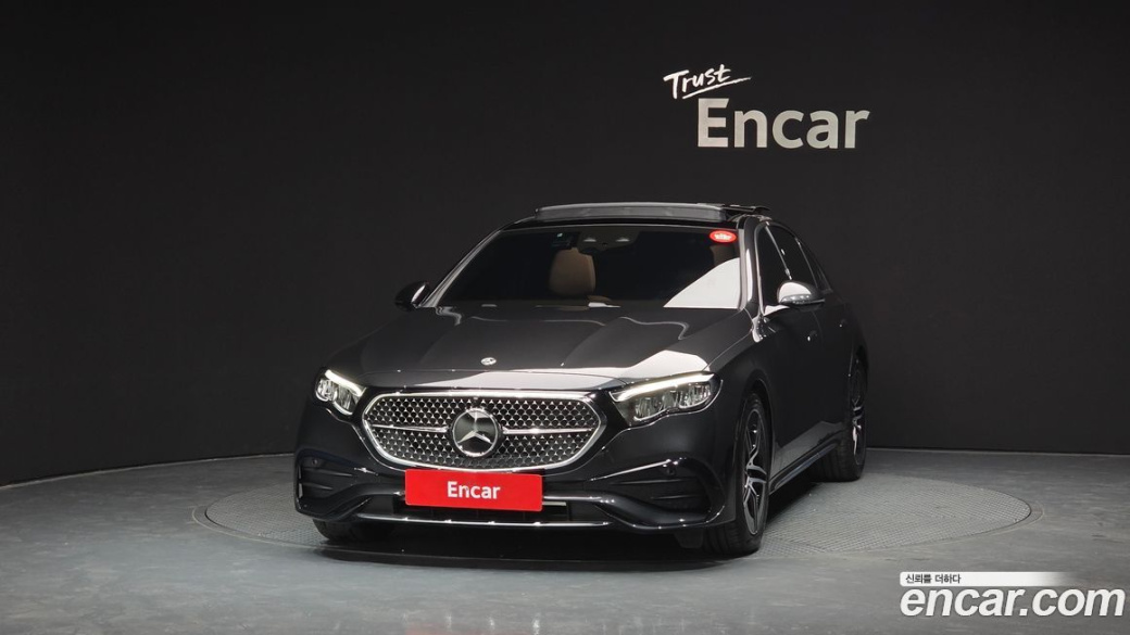 Mercedes-Benz E-Class E200 AMG Line, 2026