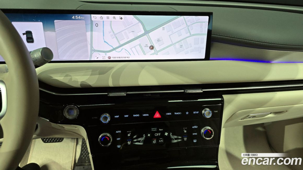 Genesis G80 Gasoline 2.5 Turbo AWD, 2025