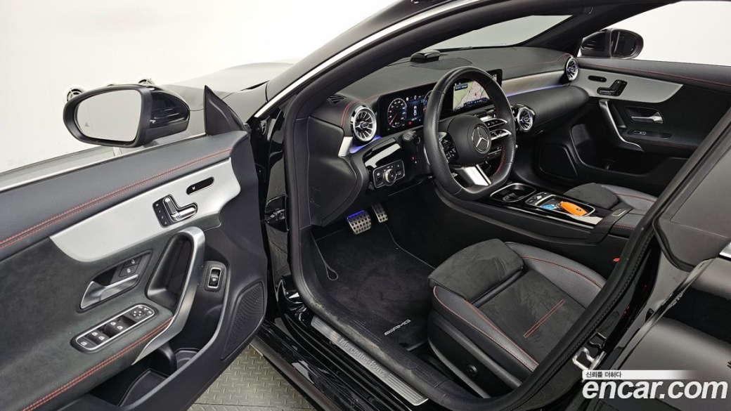 Mercedes-Benz CLA-Class CLA250 4MATIC, 2024