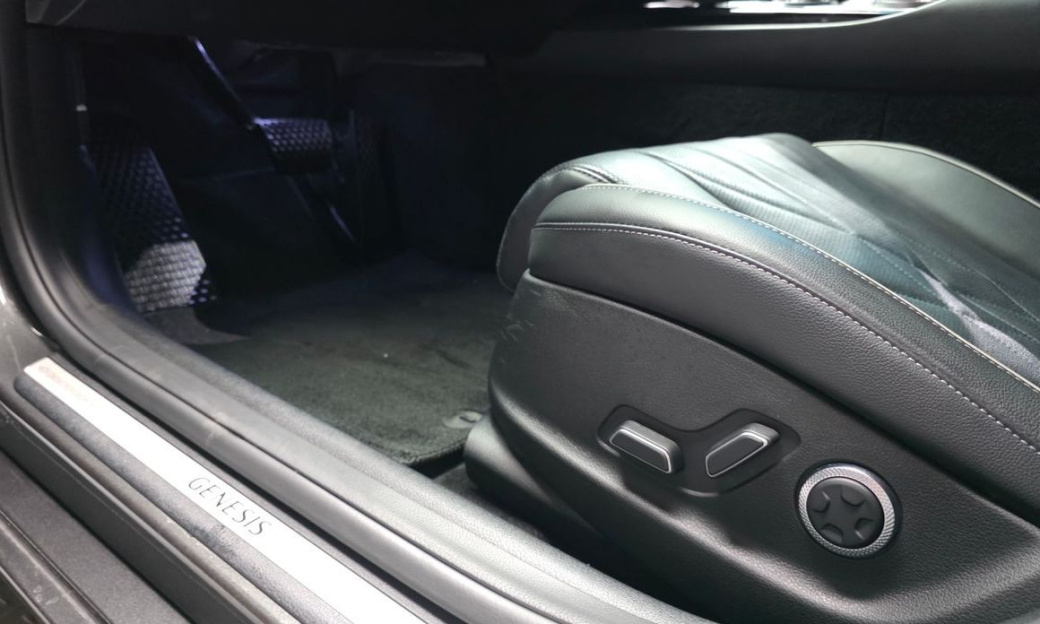 Genesis G80 Gasoline 2.5 Turbo AWD, 2024