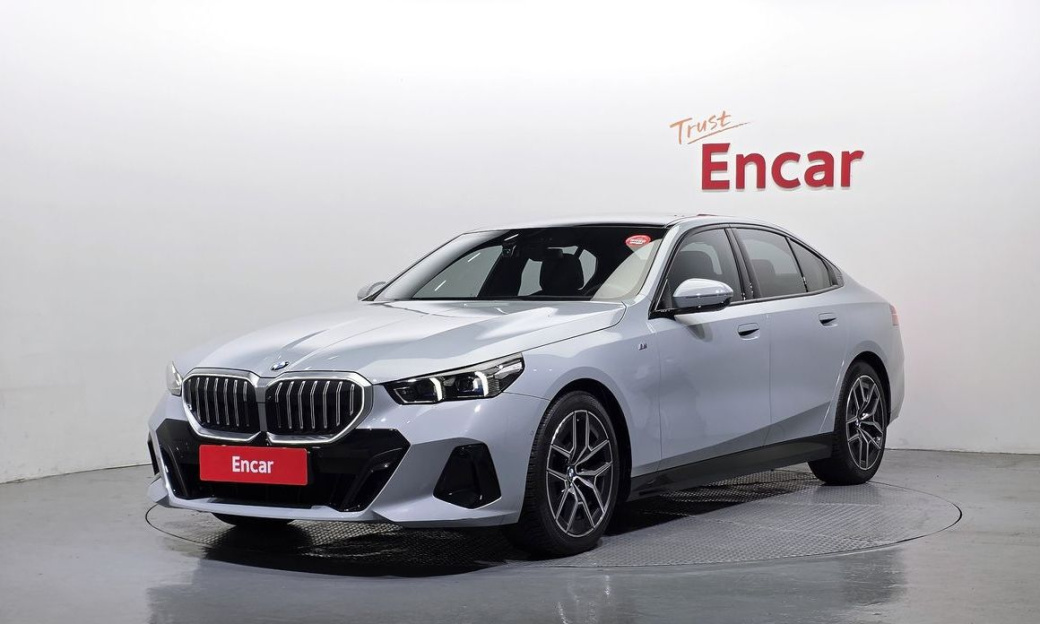 BMW 5-Series 520i M Sport, 2024