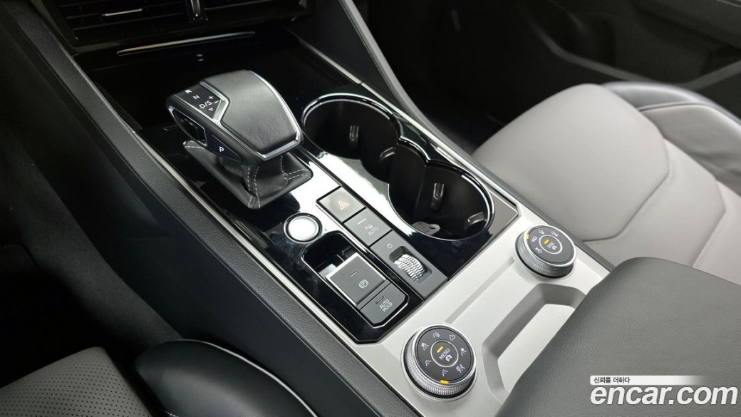 Volkswagen Touareg 3.0 TDI R-Line, 2023