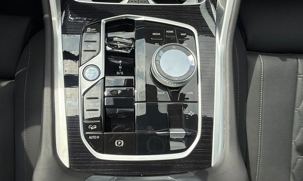 BMW X6 xDrive30d M Sport, 2024