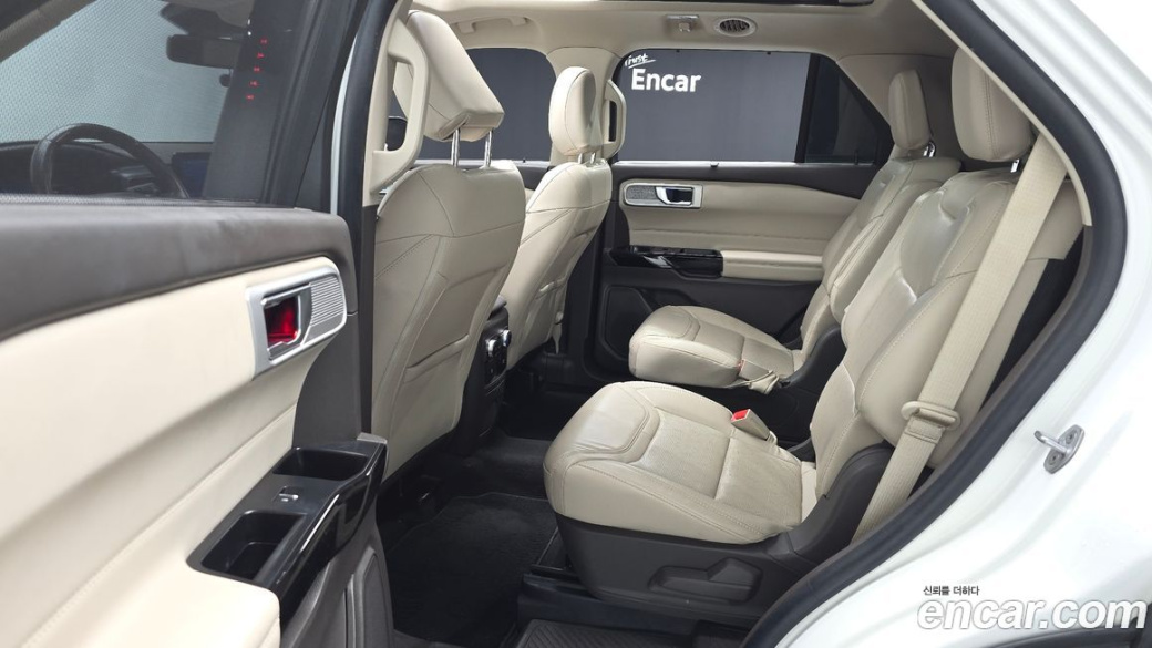 Ford Explorer 3.0 Platinum 4WD, 2022