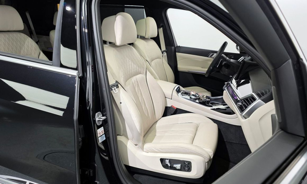 BMW X7 xDrive 40i M Sport 6STR, 2024