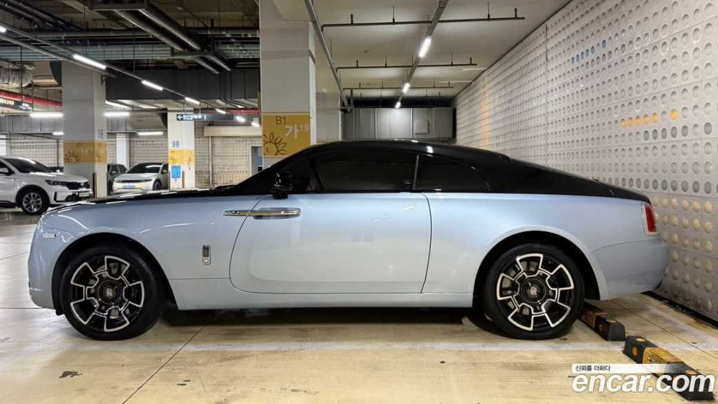 Rolls-Royce Wraith 6.6, 2022