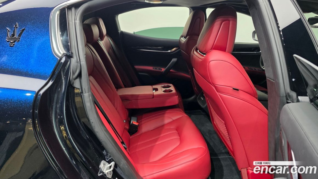 Maserati Ghibli 3.0 Modena, 2022