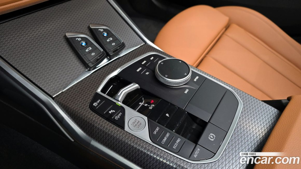 BMW 3-Series 320i M Sport, 2024