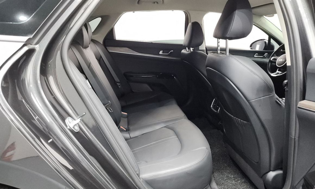 Kia K5 2.0, 2023
