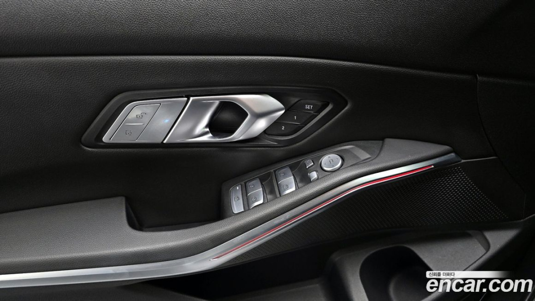 BMW 3-Series 320i, 2022