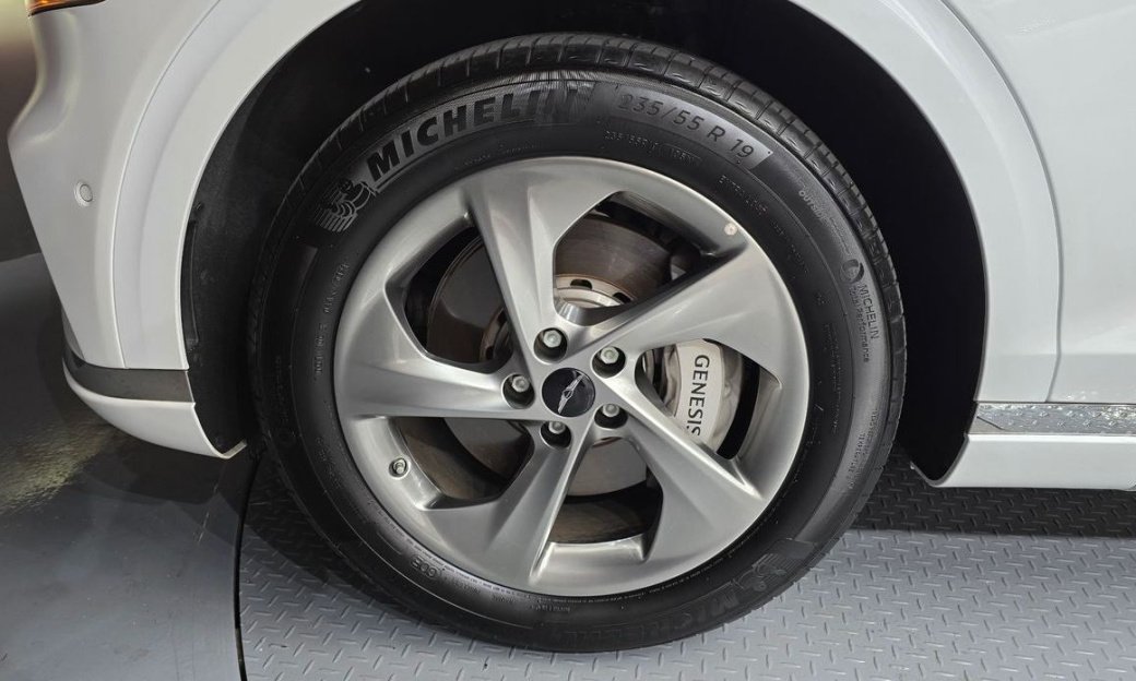 Genesis GV70 2.5T Gasoline 2WD, 2025