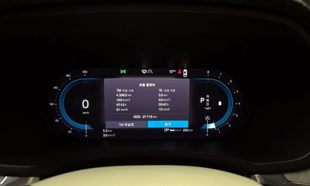 Volvo S60 B5 Ultimate Dark, 2024