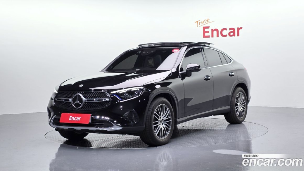 Mercedes-Benz GLC-Class GLC300 4MATIC Avnatgarde Coupe, 2025