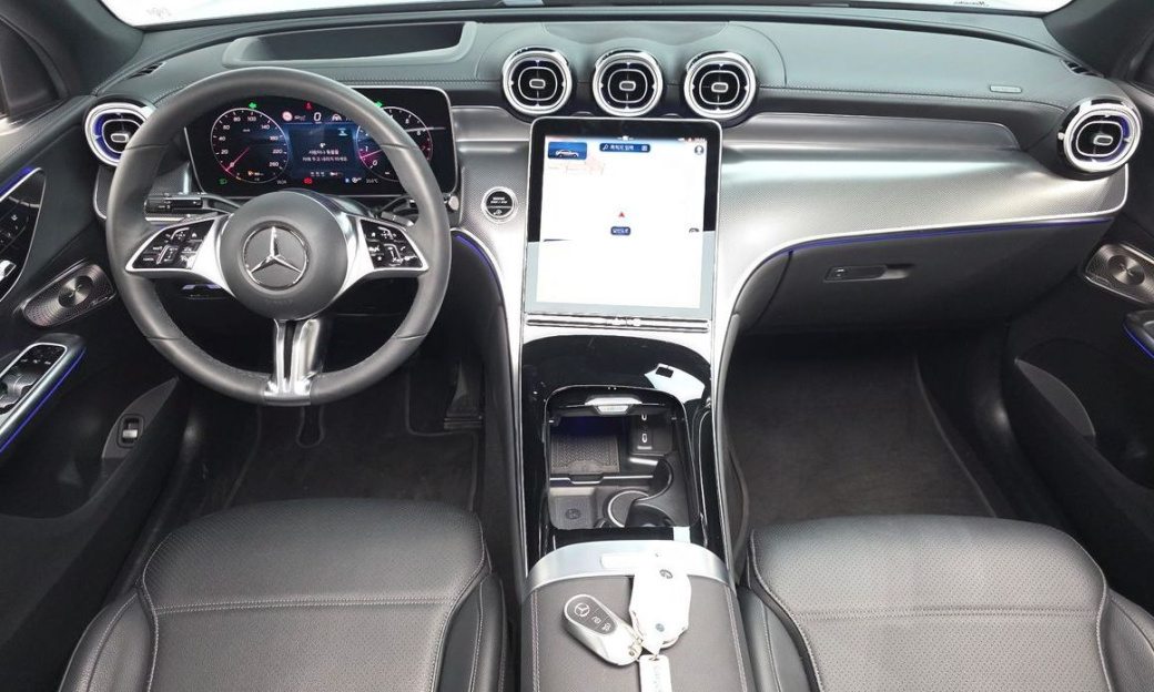 Mercedes-Benz GLC-Class GLC 300 4MATIC Avantgarde, 2025