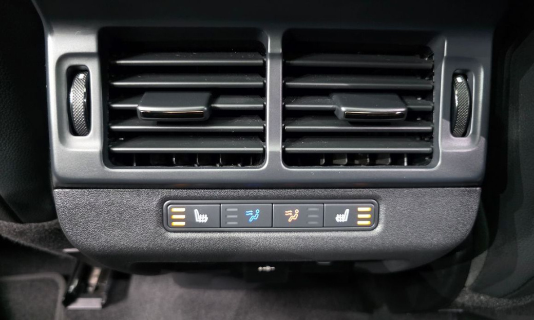 Land Rover Range Rover Evoque P250 Dynamic SE, 2024