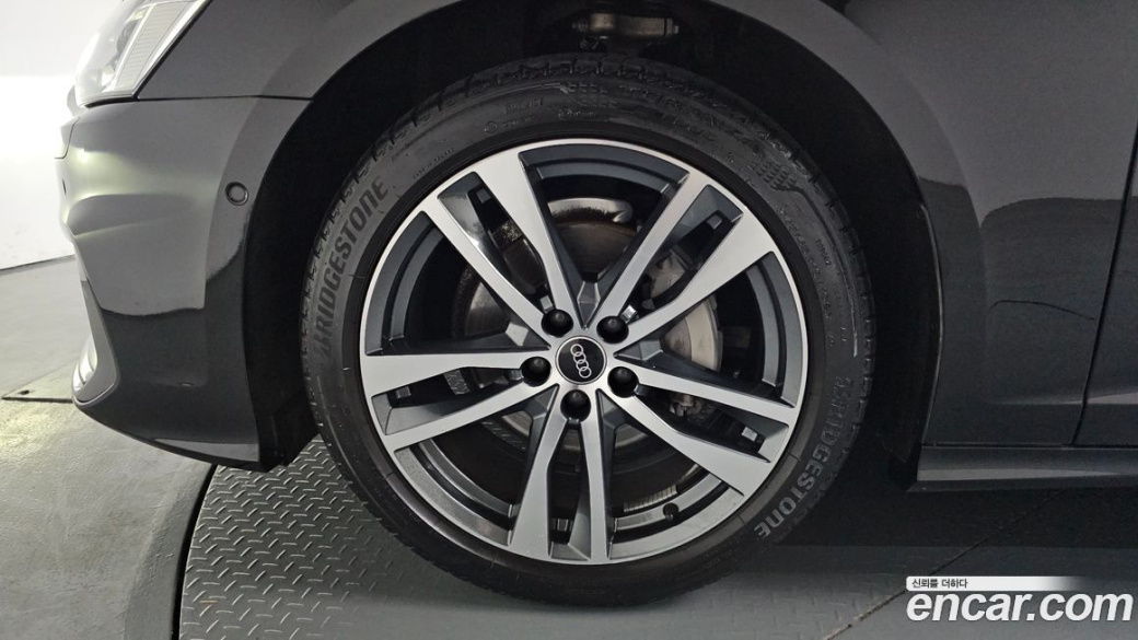 Audi A6 40 TDI Premium, 2022