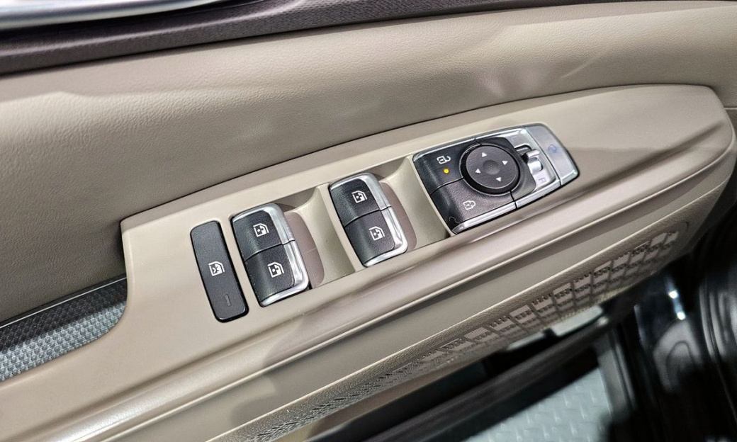 Kia Carnival 9-Seater Noblesse, 2025