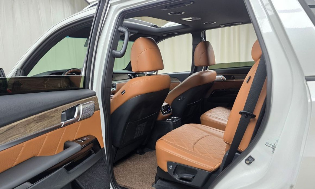 Kia Mohave Diesel 3.0 4WD 6-Seater, 2022