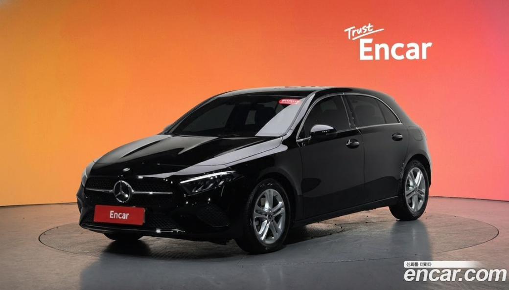 Mercedes-Benz A-Class A220 Hatchback, 2025