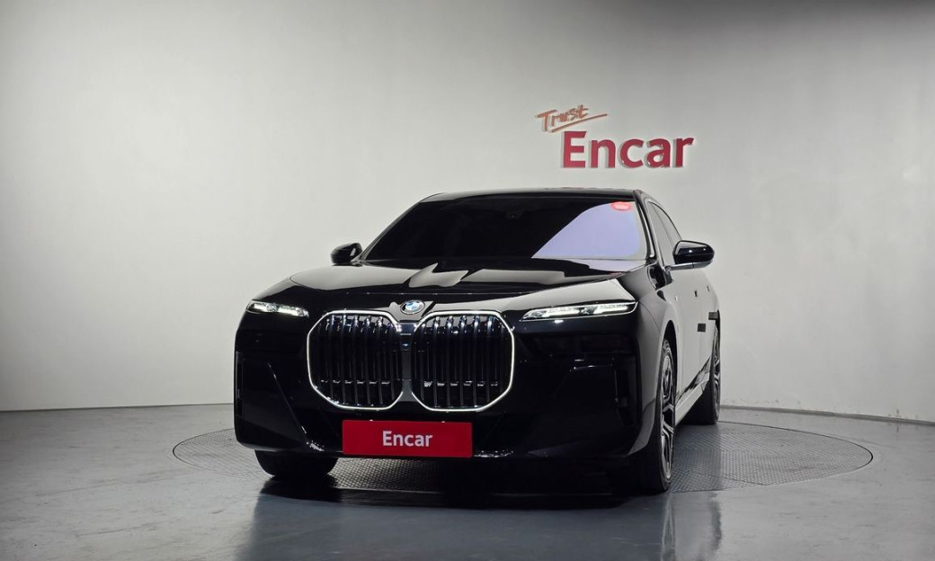 BMW 7-Series 740i xDrive M Sport, 2024